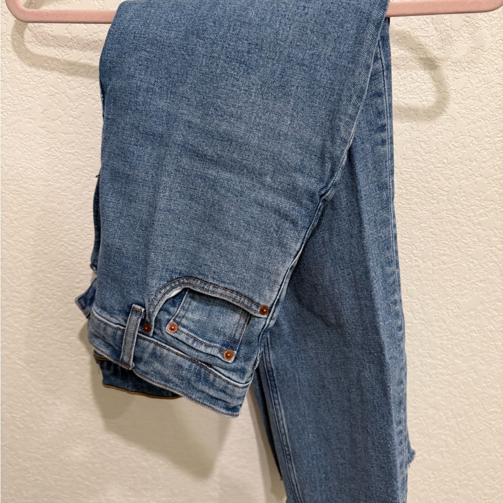 Abercrombie & Fitch Curve Love Ankle Straight Jeans